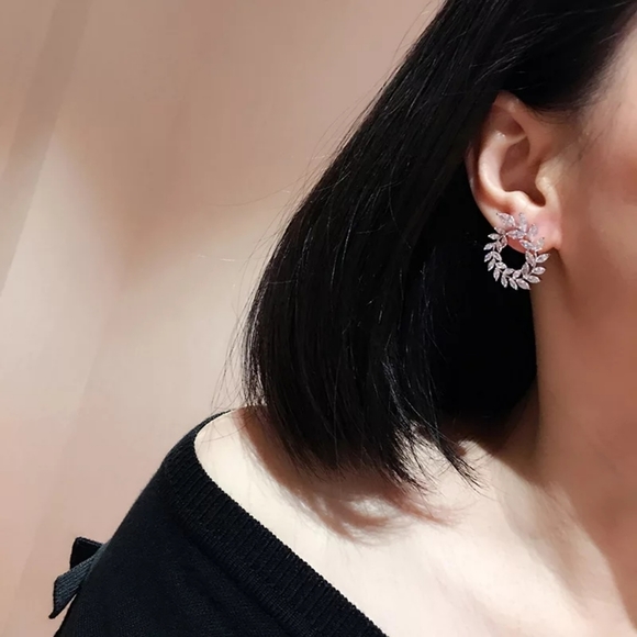 Luxury Olive Branch Shinning Leaves Earrings - Picture 3 of 4